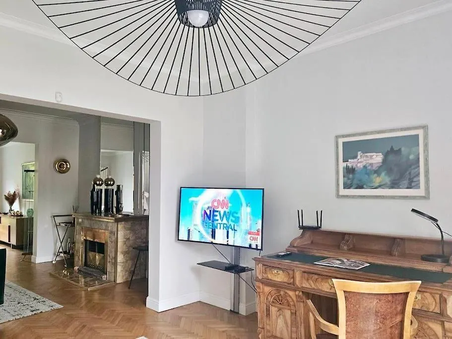 Executive Apartment Free Private Parking & Remote Office Sofia Bulgaria