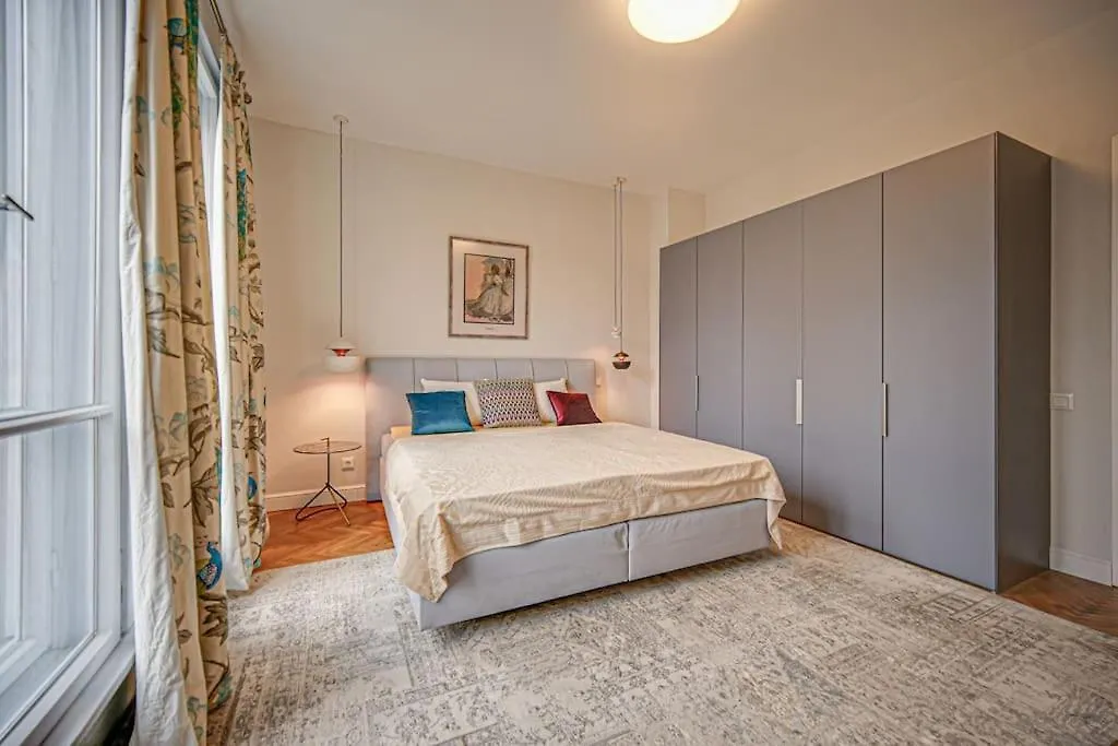 Executive Apartment Free Private Parking & Remote Office Sofia